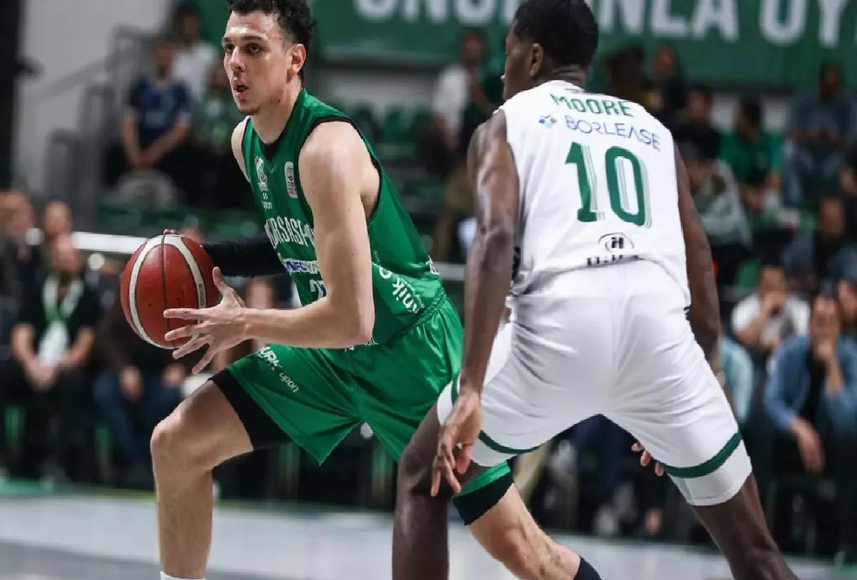 Bursaspor Yörsan Darüşşafaka’yı Yendi