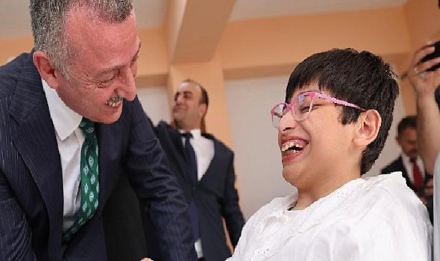 Büyükakın: “Her özel çocuk, her anne-baba bu kentte yalnız değildir”
