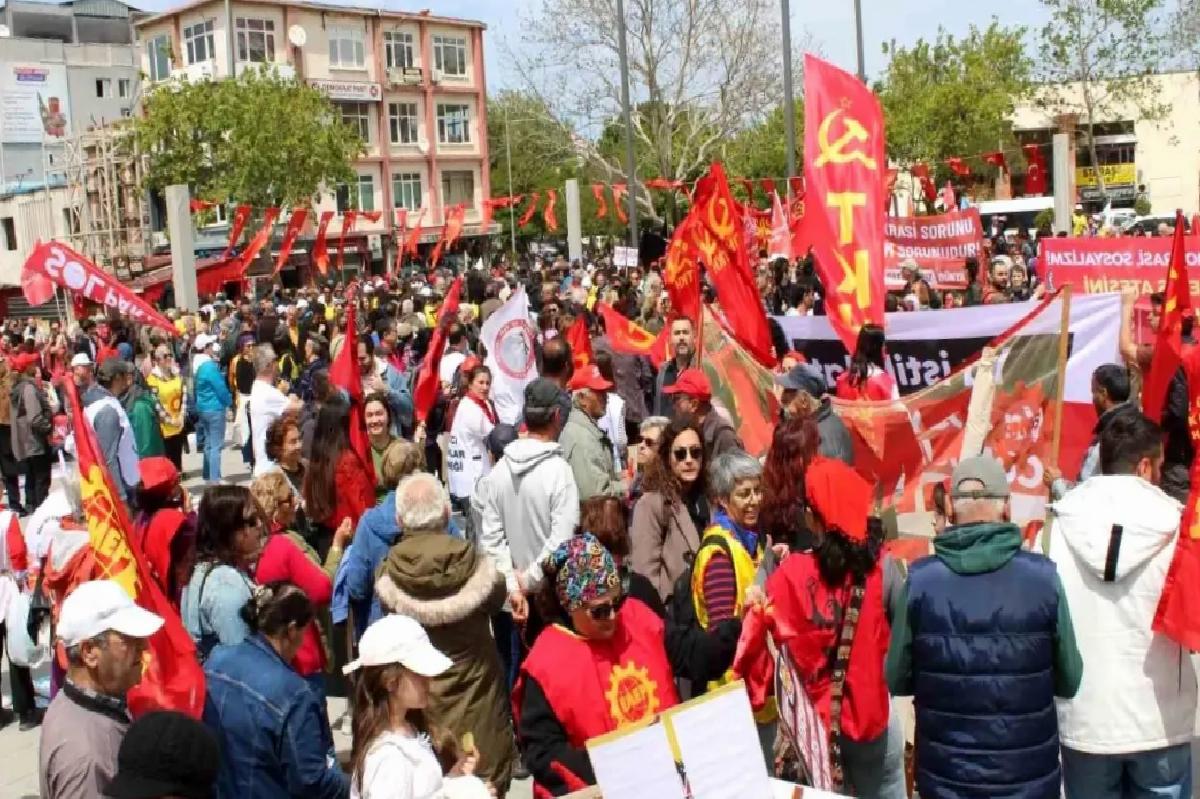 Çanakkale’de 1 Mayıs Kutlaması