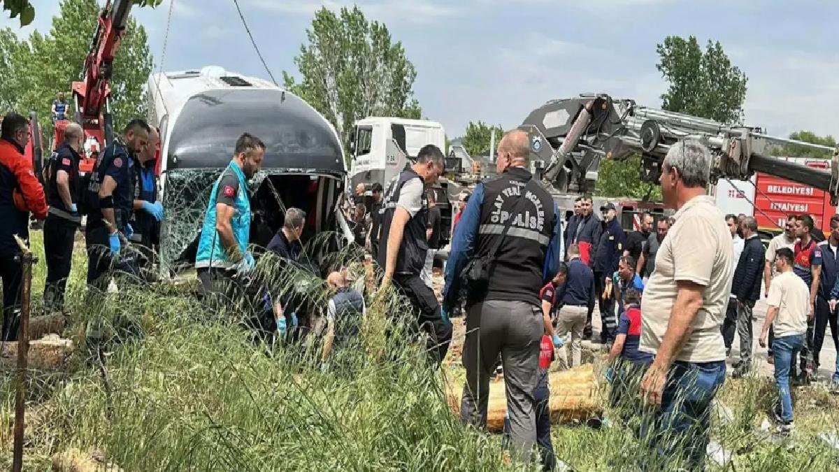 Çanakkale’de Feci Kaza: 8 Meyyit