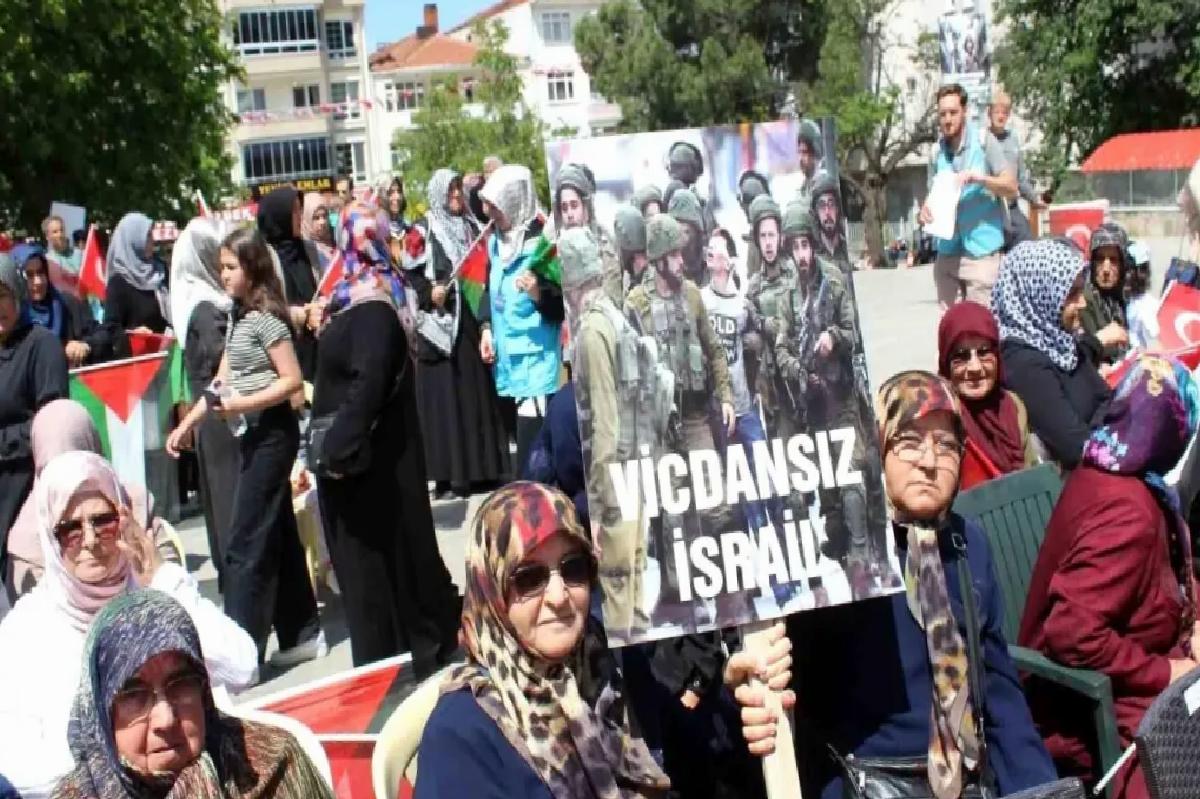 Çanakkale’de ‘Gazze’ye Ses Ver’ Konferansı Düzenlendi