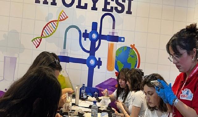 Canik Özdemir Bayraktar Keşif Yerleşkesi atölyeleri, TEKNOFEST KKTC’nin birinci gününde ziyaretçi akınına uğradı.