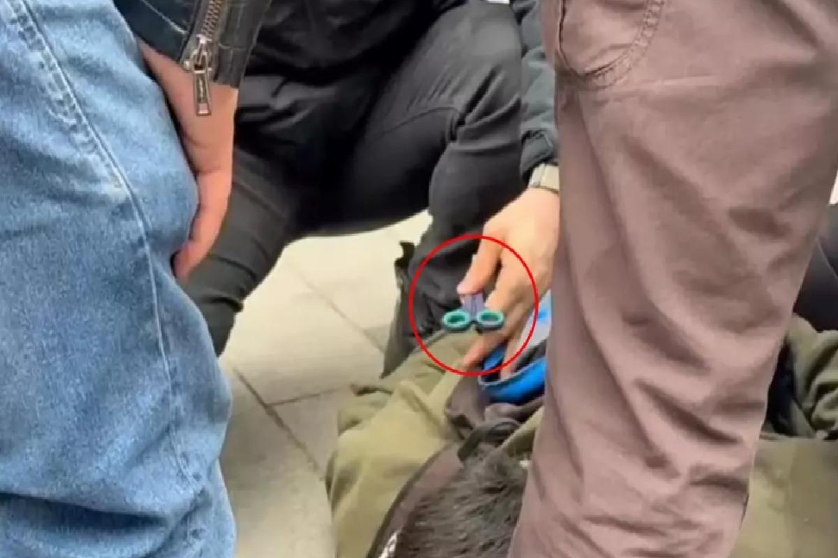 Çantasından makas çıkan göstericinin yanıtı polisi bile şaşırttı: Burun kıllarımı alıyorum