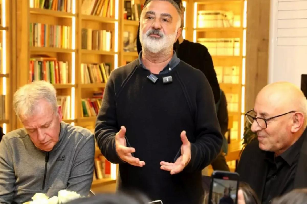 Cengiz Bozkurt, Karasu’da Hayranlarıyla Buluştu
