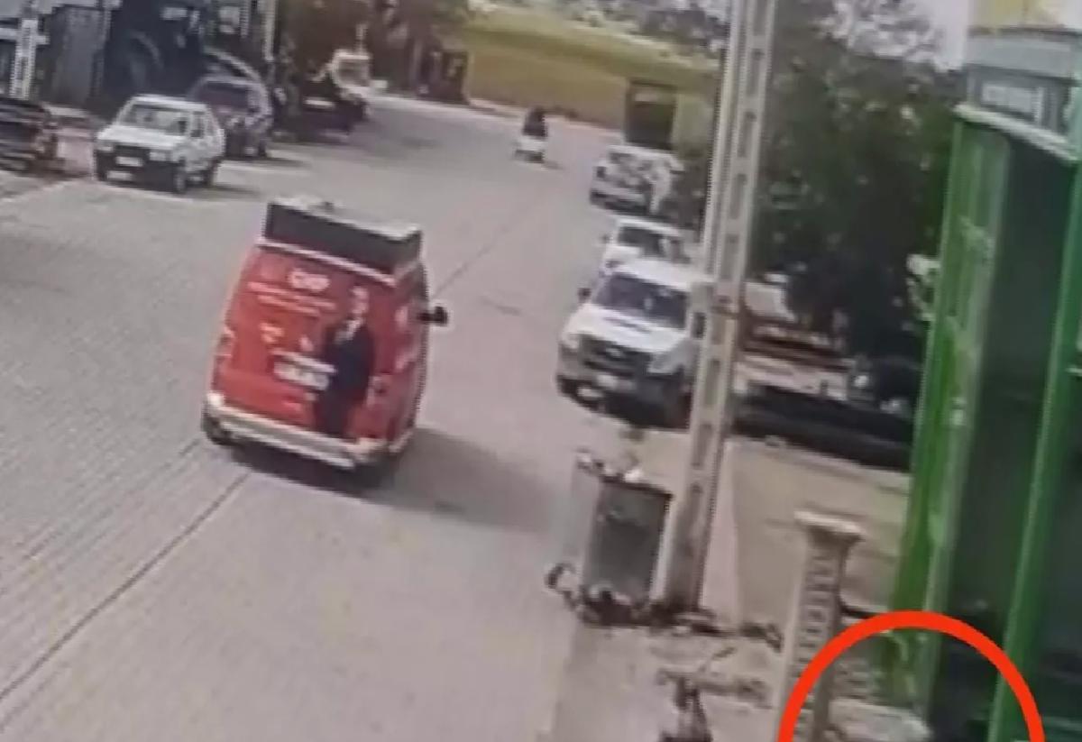 CHP Aracı Geçişi Kamerada