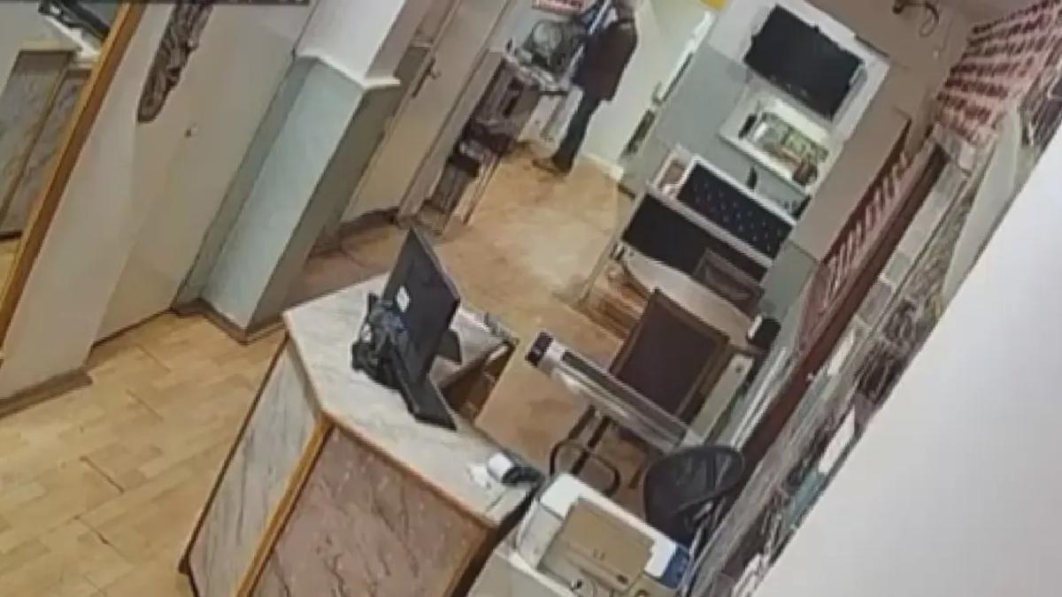 CHP Başkanına Saldıran Şüphelinin Oteli Mühürlendi