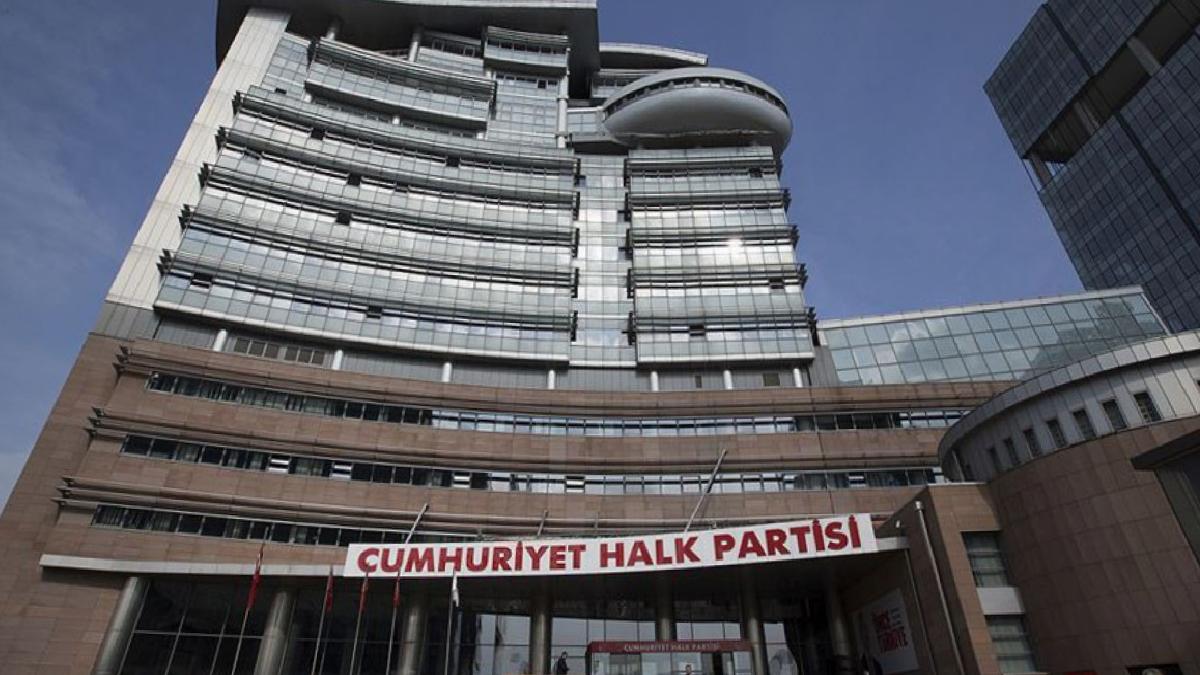 CHP kurultayı soruşturması: 9 milletvekilinin evrakı ayrıldı