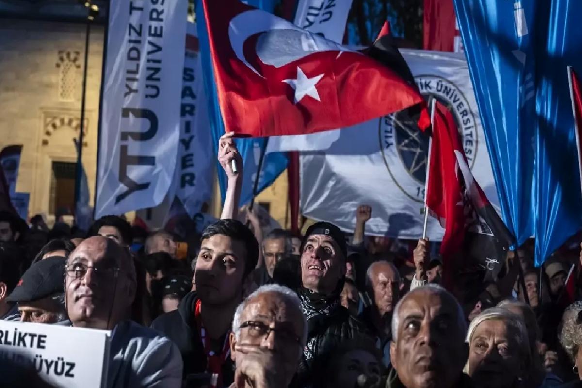 CHP’den Yolsuzluk Protestosu