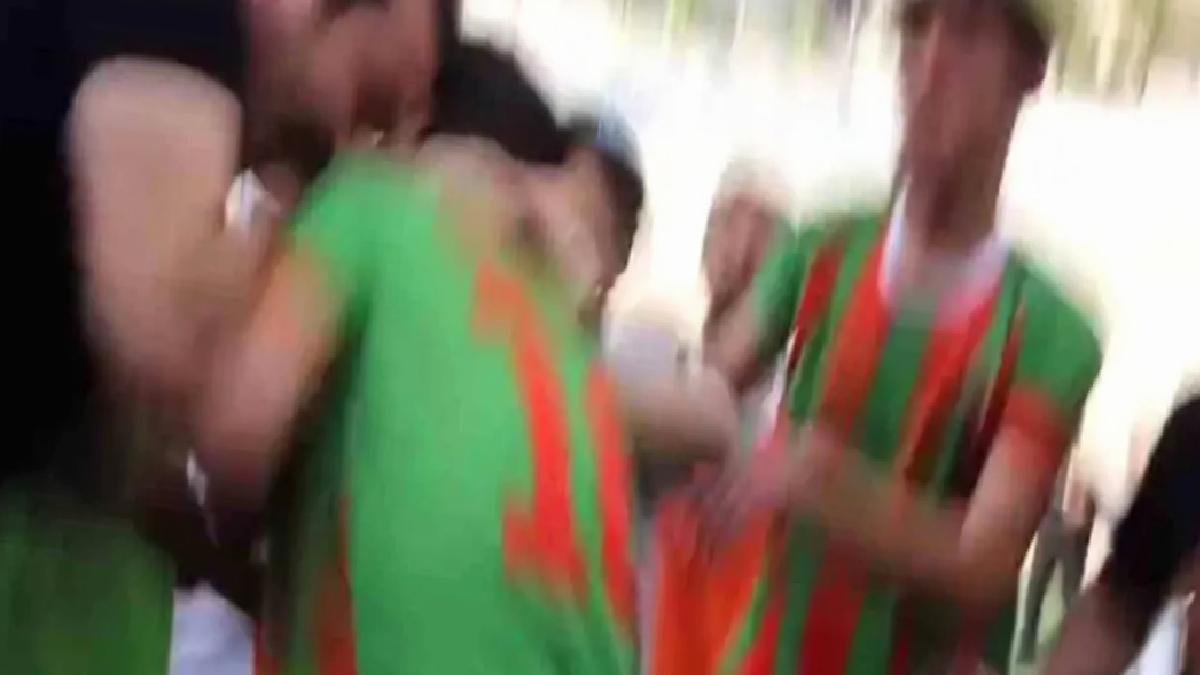 Cizre’deki futbol maçında polis darp etti