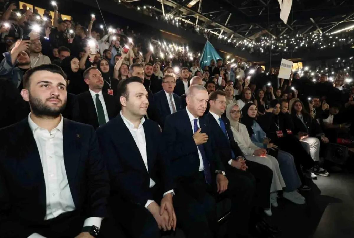 Cumhurbaşkanı Erdoğan: “Barış diplomasisinin önceliğini dünyada bugün Türkiye üstleniyor”