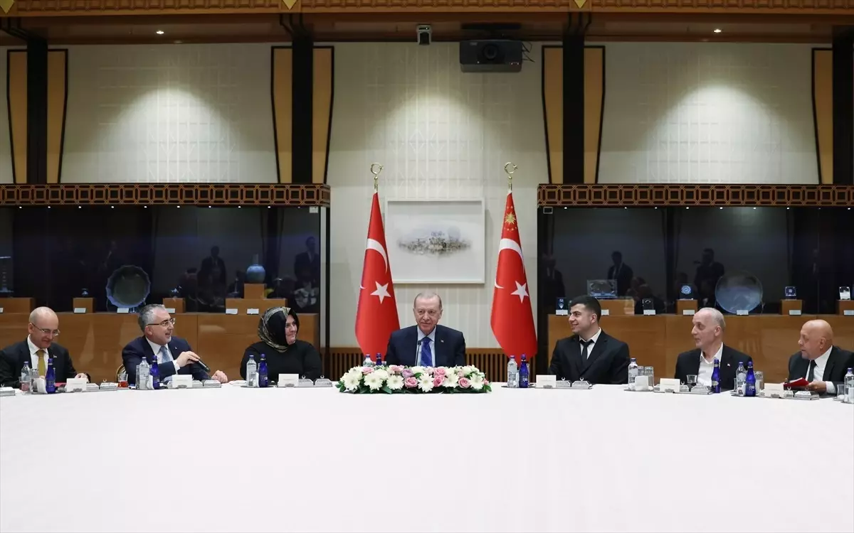Cumhurbaşkanı Erdoğan, emekçi ve patron temsilcilerini kabul etti Açıklaması