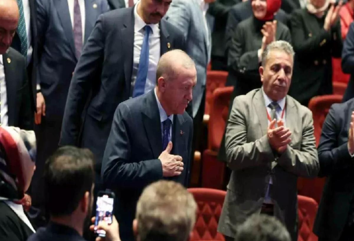 Cumhurbaşkanı Erdoğan: “İster töre, ister gelenek, ister yeni akım mazeretiyle olsun evliliğin zorlaştırılmasını asla hakikat bulmuyoruz”