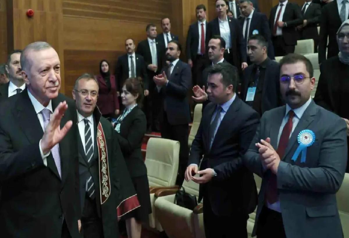 Cumhurbaşkanı Erdoğan: “Kendini devletten üstün görenlerin doruklarına binmeye devam edeceğiz”