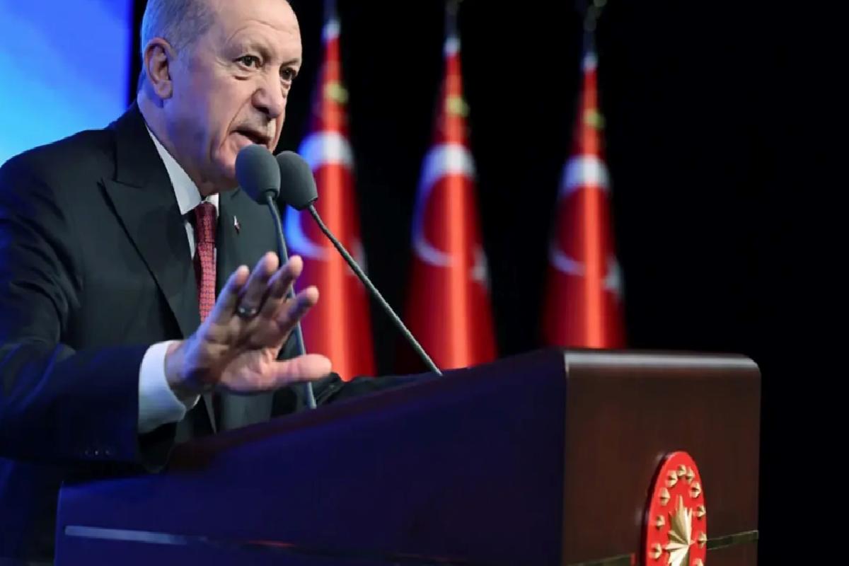 Cumhurbaşkanı Erdoğan, Pakistan Başbakanı Şahbaz Şerif ile görüştü: Türkiye tansiyonun tırmanmasını önlemek için elinden geleni yapmaya hazır.