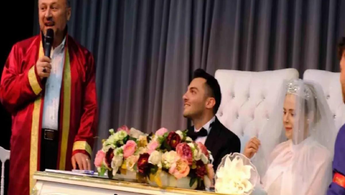 Damat Fısıldadı, Nikah Memuru Esprili Cevap Verdi
