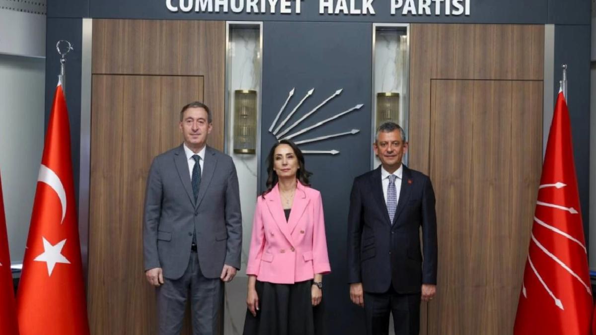 DEM Parti’den CHP’ye ziyaret