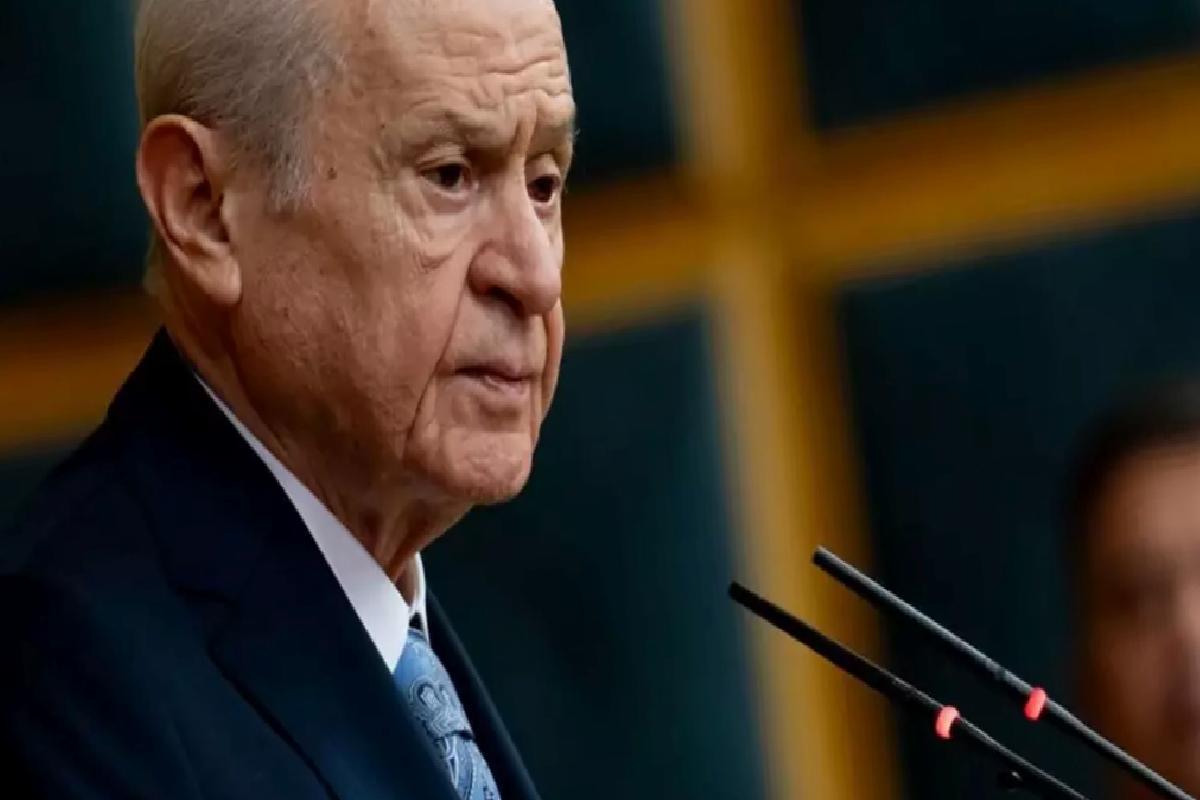 Devlet Bahçeli’den canlı yayınına dikkat çeken bildiri: Barış tek kanatlı bir kuş değildir