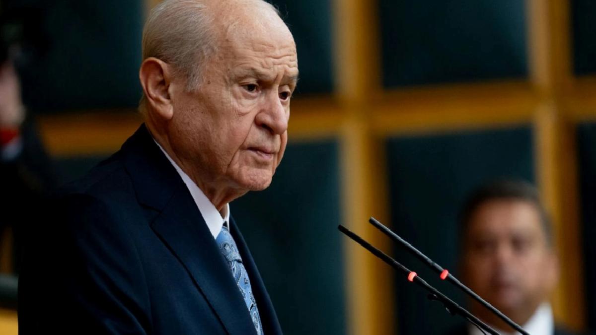 Devlet Bahçeli’den Galatasaray’a tebrik
