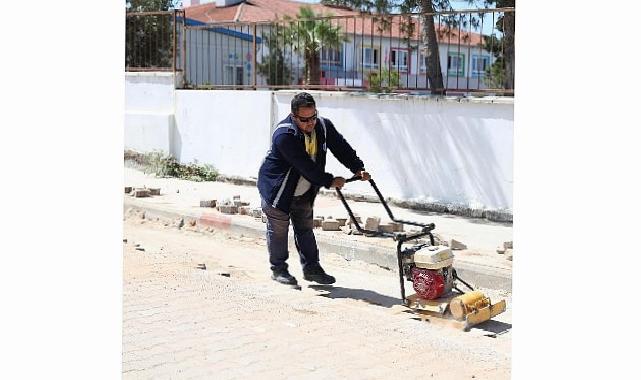 Didim Belediyesi, ilçe genelinde başlattığı yol imal çalışmalarını tüm süratiyle sürdürüyor.