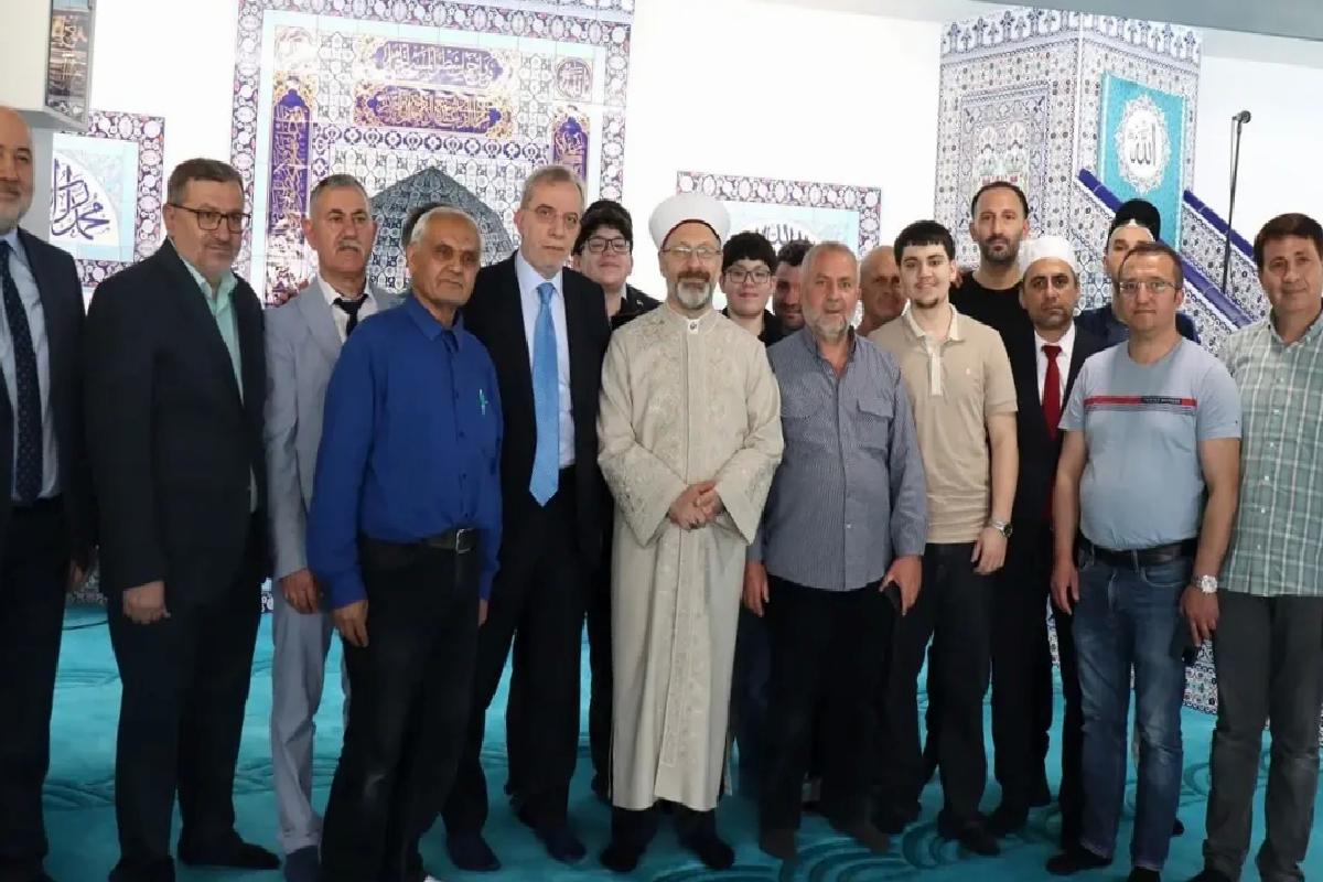 Diyanet Başkanı Erbaş, Viyana’da Hutbe Verdi