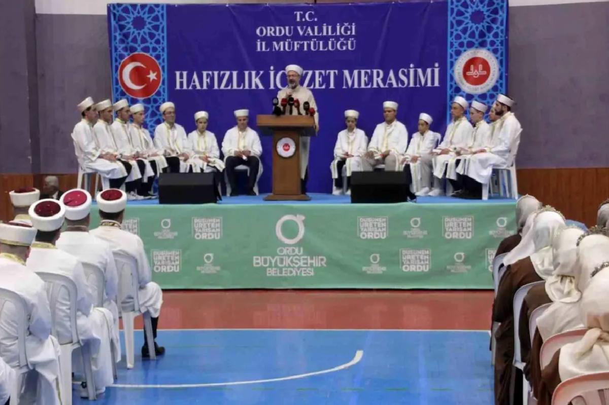 Diyanet İşleri Başkanı Erbaş: Türkiye’de Yarım Milyon Kur’an Hafızı Var