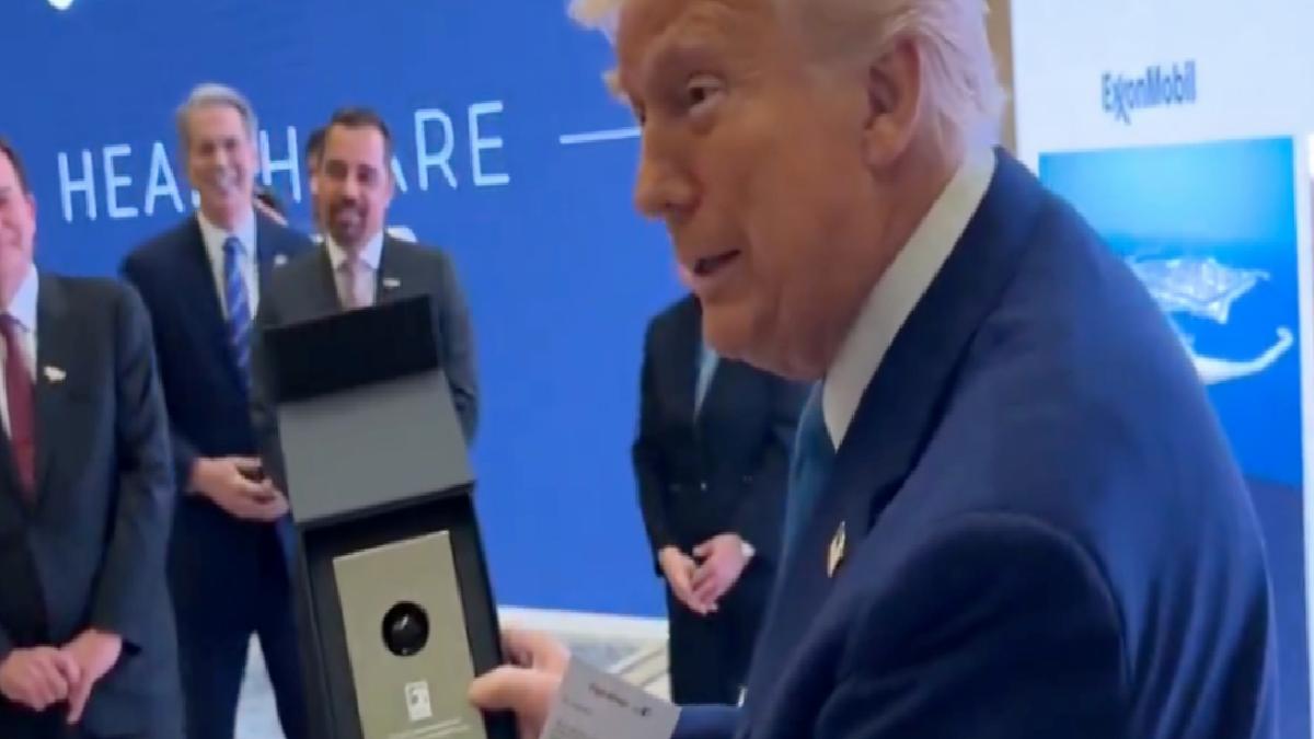 Donald Trump’ı Orta Doğu tipi: Bir damla petrol armağan edildi