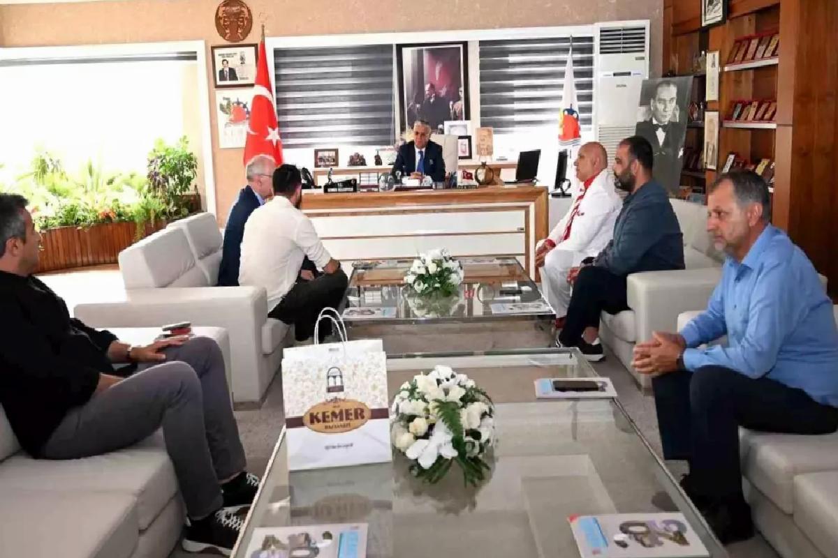 Dünya Dama Federasyonu Başkanı Kemer’de Ziyaret Gerçekleştirdi