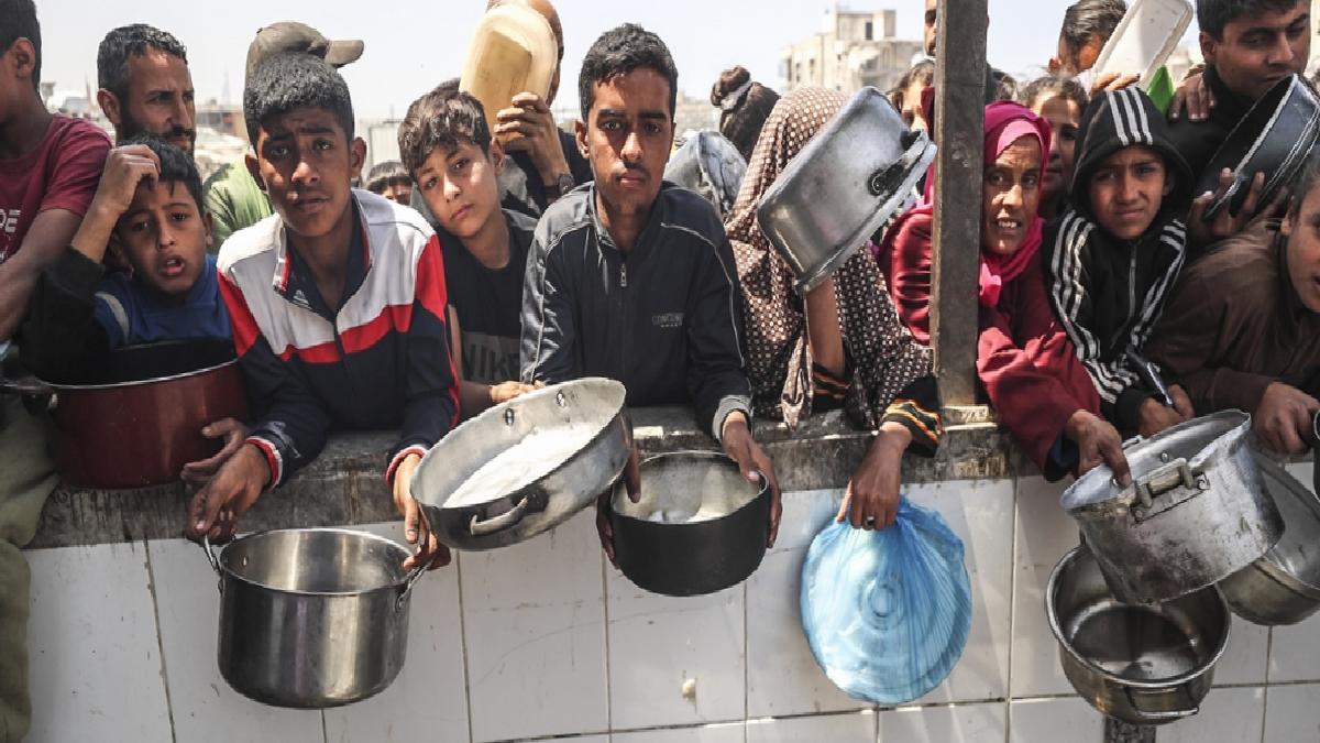 Dünya Merkez Mutfağı, Gazze’deki stokları tükendiği için faaliyetlerini durdurdu