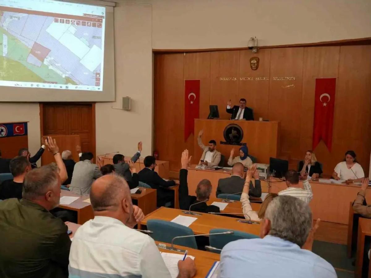 Düzce Belediye Meclisi’nden Evsel Atık Tarifelerine Değişiklik