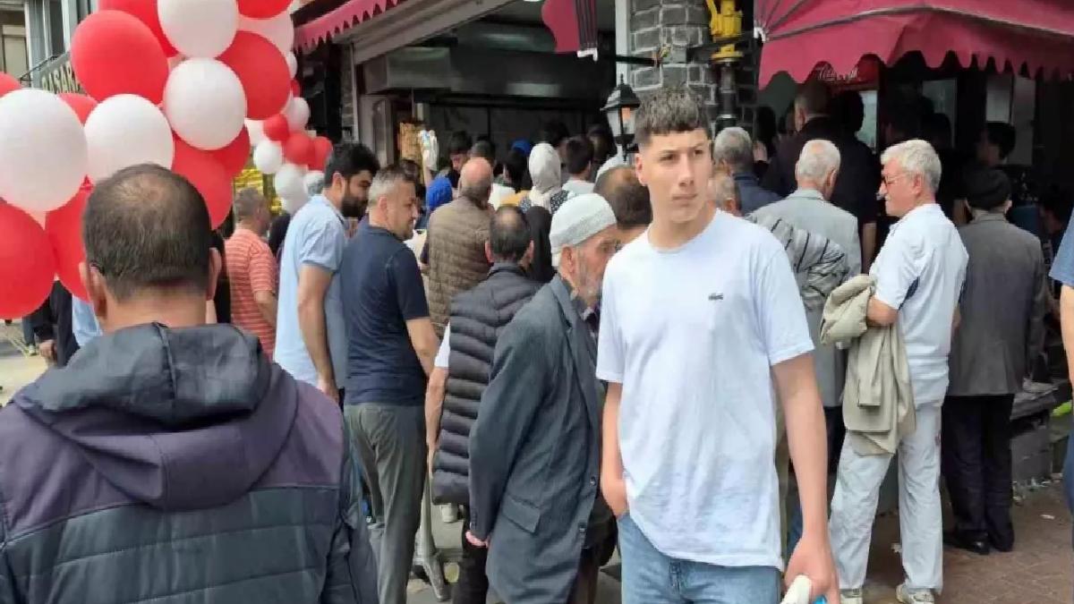 Düzce’de Döner İzdihamı: 1 TL Fırsatı