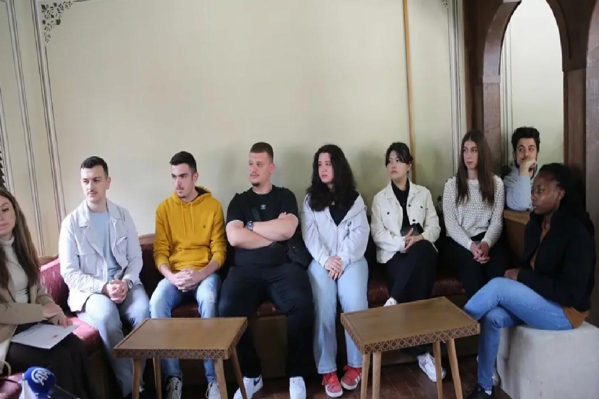 Edirne’de “Türk Dış Siyasetinde Balkanların Yeri ve Önemi” söyleşisi düzenlendi