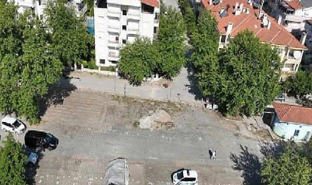 Edremit’te İskele Mahallesi’nde Etraf Düzenlemesi Yapılıyor