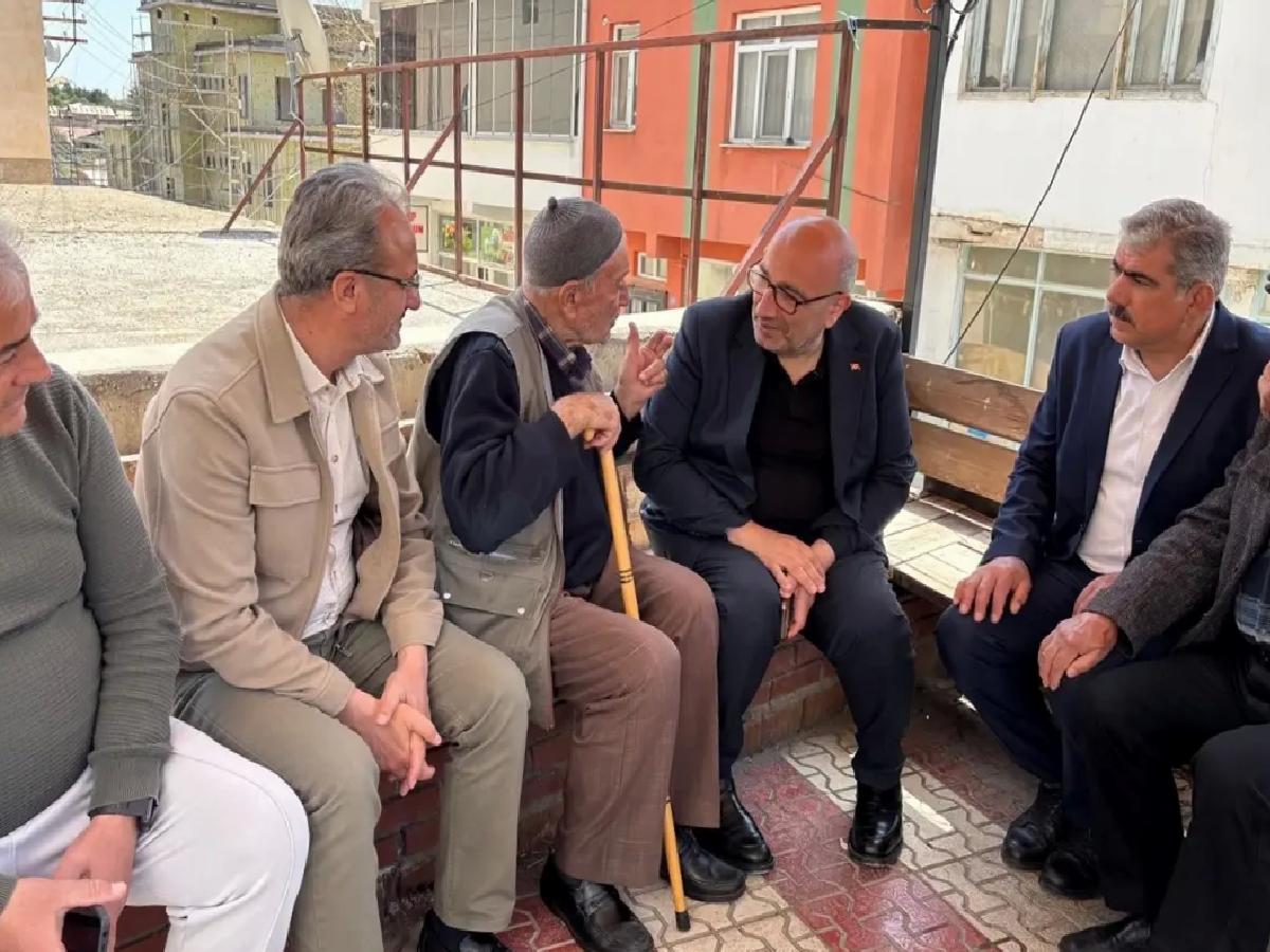 Ejder Açıkkapı Gençlerle Buluştu