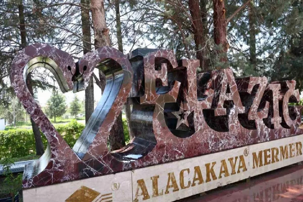 Elazığ Vişne Mermeri Dünya Çapında Tanınıyor