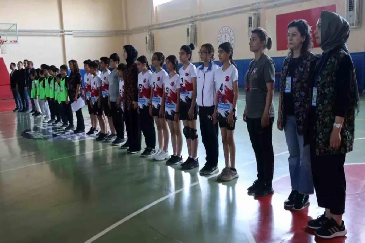 Elazığ’da Klâsik Çocuk Şenliği