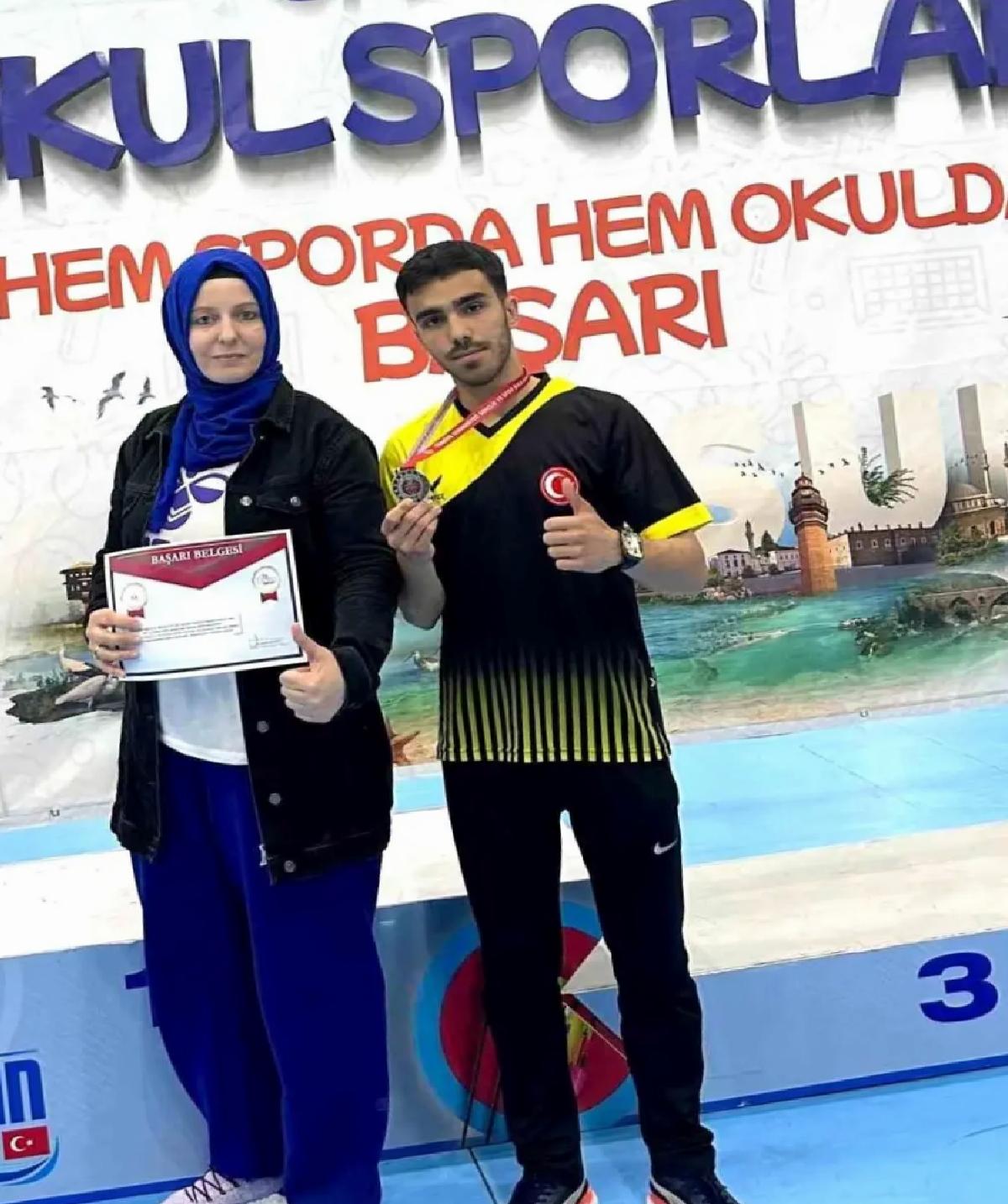 Elazığlı Atlet Türkiye İkincisi Oldu