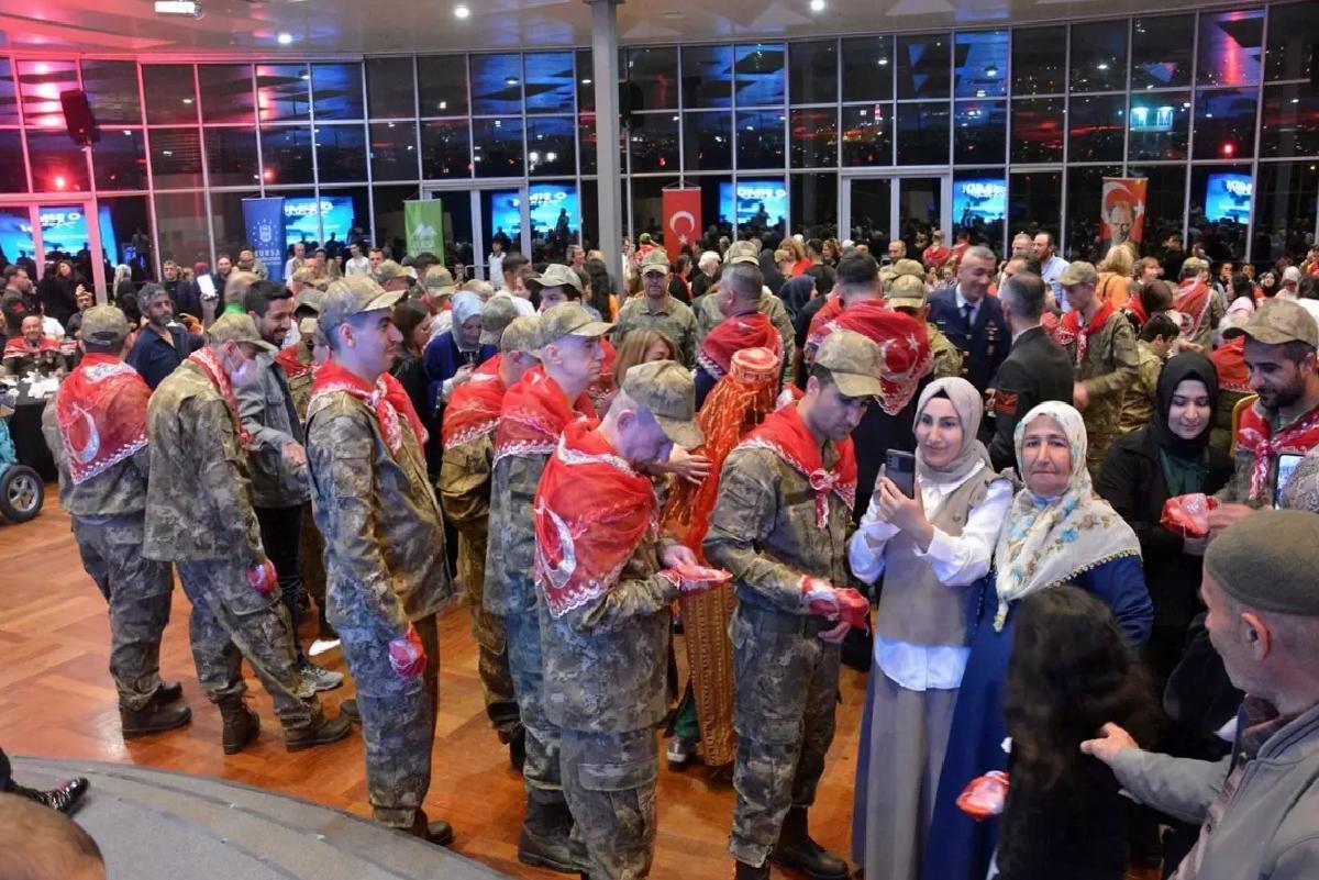 Engelli Gençler İçin Temsili Askerlik Kınası