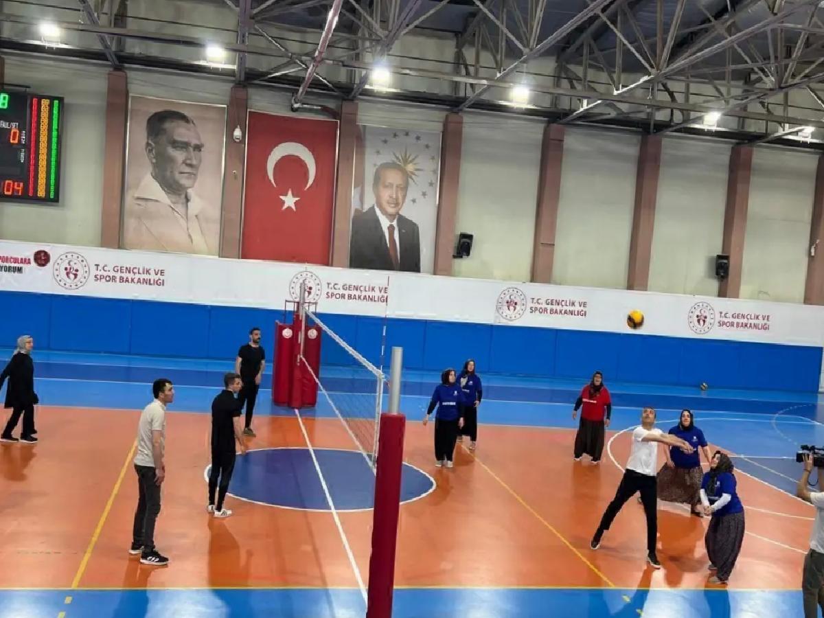 Engelliler Haftası’nda Voleybol Maçı
