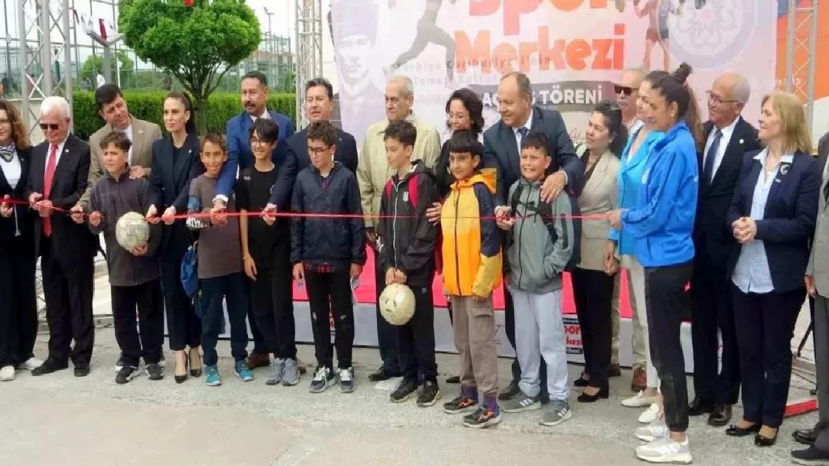 Erman Şahin Spor Merkezi Açıldı
