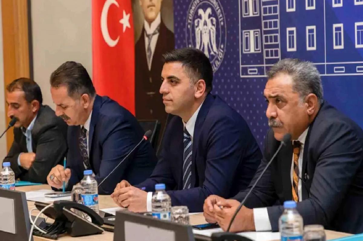 Erzincan Köyler Birliği Toplandı