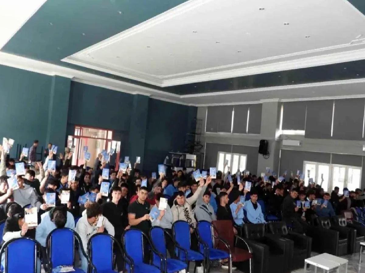 Erzincan’da ‘Gençlik ve İnançlı Gelecek’ Projesi