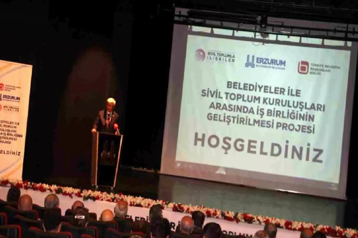 Erzurum’da Belediyeler ve STK’lar Arasında İş Birliği Programı Düzenlendi