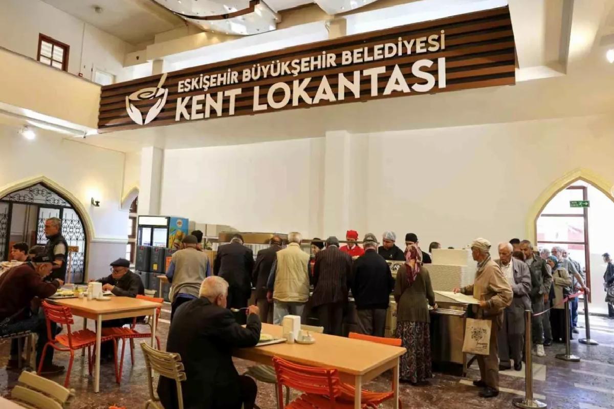 Eskişehir Belediyesi’nden ‘Askıda Yemek’ Uygulaması İle Dayanışma Örneği