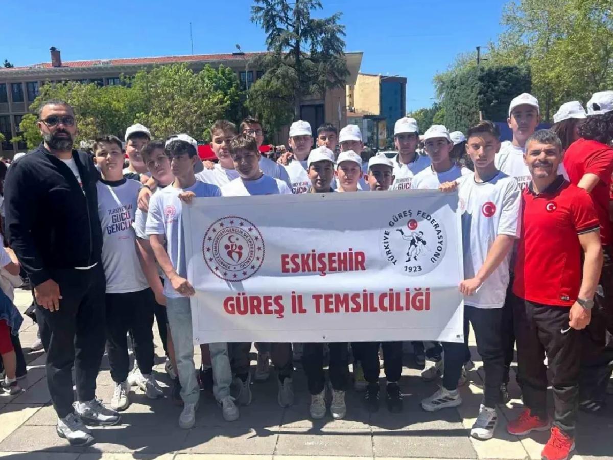 Eskişehir’de Gençlik Haftası Başladı