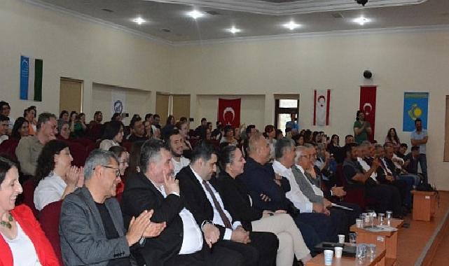 EÜ TDAE Kurucu Müdürü Prof. Dr. Türkmen’in 80. Yaşına İthafen “Âşıklık Geleneği Paneli” düzenlendi