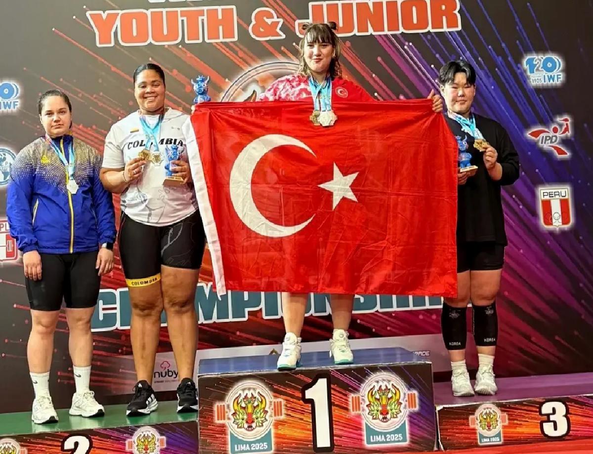 Fatmagül Çevik Dünyada Şampiyon!