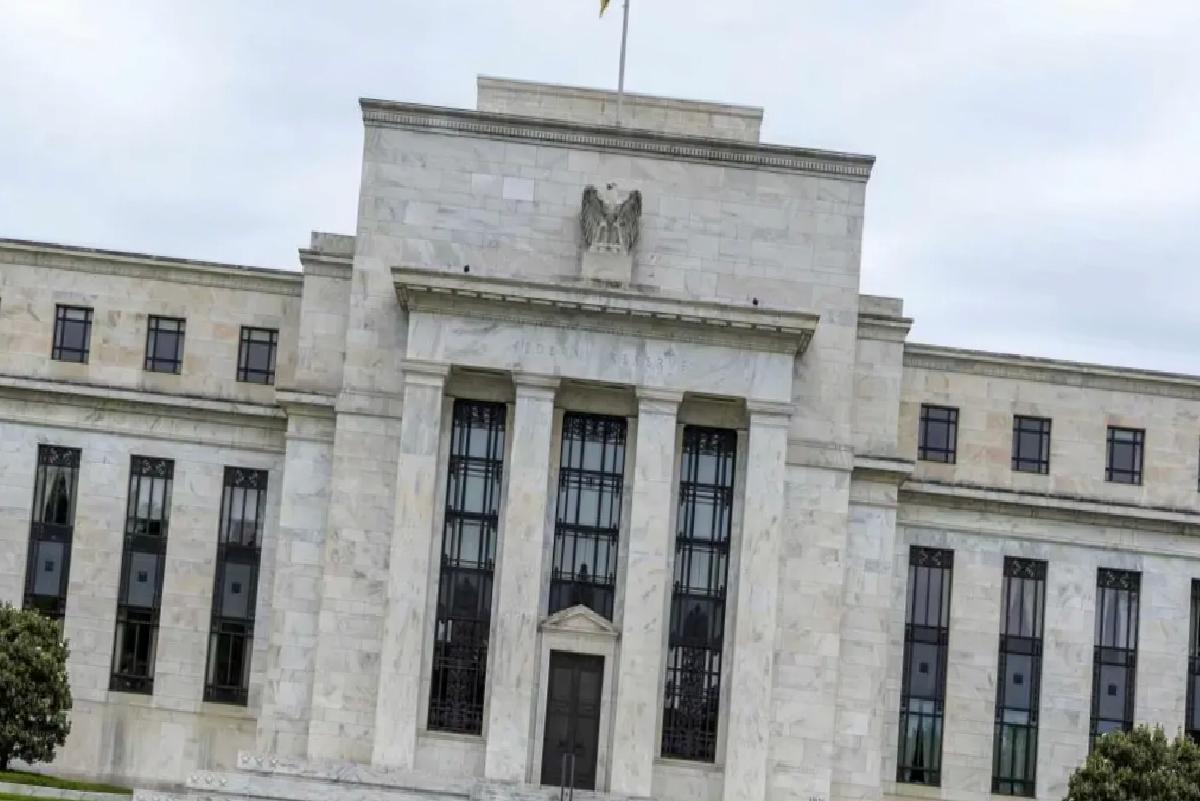 Fed Faiz Oranını Sabit Tuttı