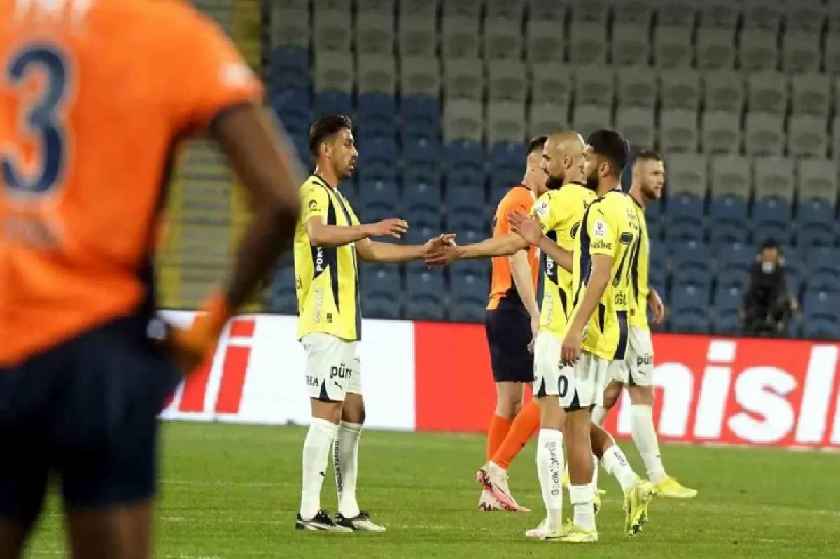 Fenerbahçe, Başakşehir’i 4-1 Mağlup Etti