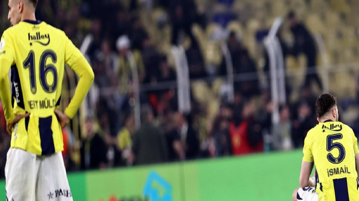 Fenerbahçe, Kadıköy’de yitirdiği puanlarla şampiyonluktan uzaklaştı
