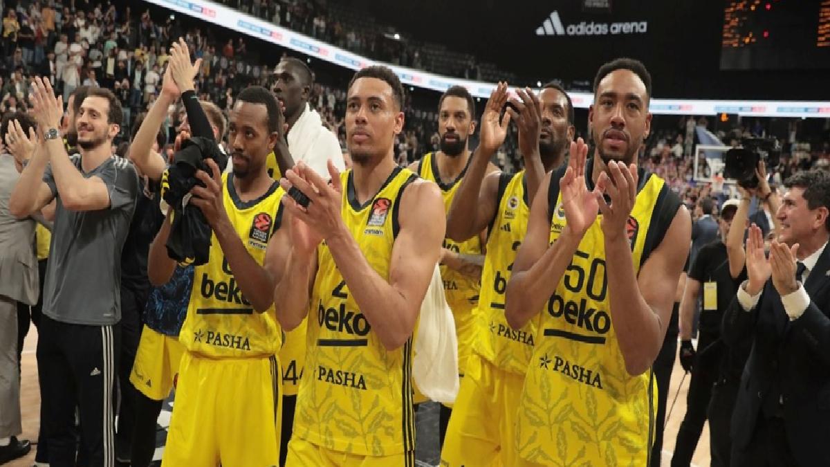 Fenerbahçe, Sarunas Jasikevicius idaresinde üst üste ikinci kere Dörtlü Final’de
